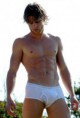 /album/homens-nus/homem-em-roupa-interior-jpg/
